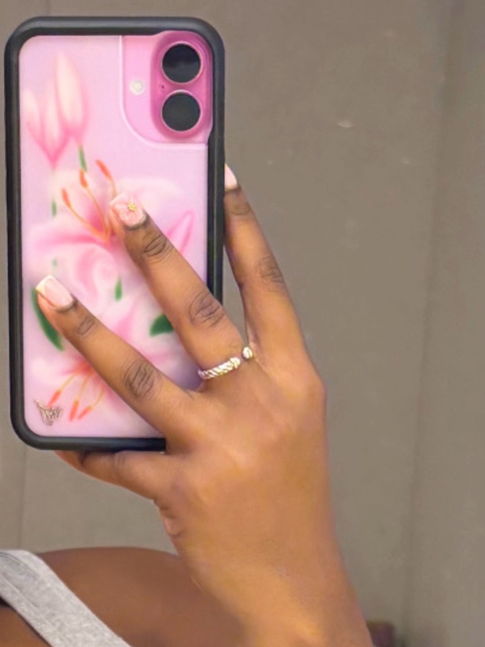 Sweet lily iPhone 16plus Wildflower case